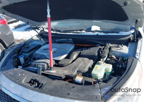 2016 Hyundai Sonata Hybrid Se z USA, uszkodzony, nr VIN KMHE24L13GA023672